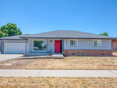 5245 N Augusta St, Fresno, CA, 93710