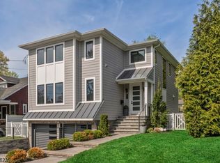 67 Westervelt Pl, Cresskill, NJ 07626