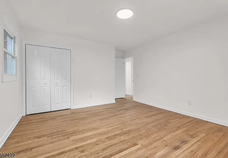 55 Orchard Dr — Photo 12