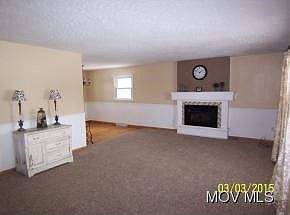 5th image of 93 Holland Ave