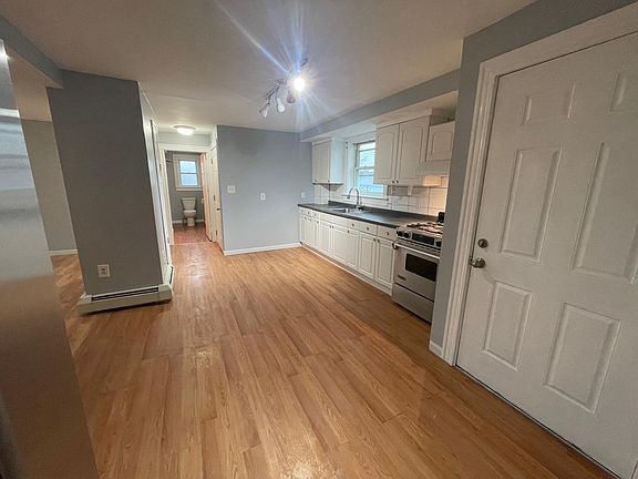 5th image of 16 Northend St #2