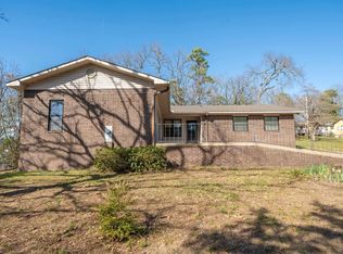 157 Lake Hamilton Dr, Hot Springs, AR 71913