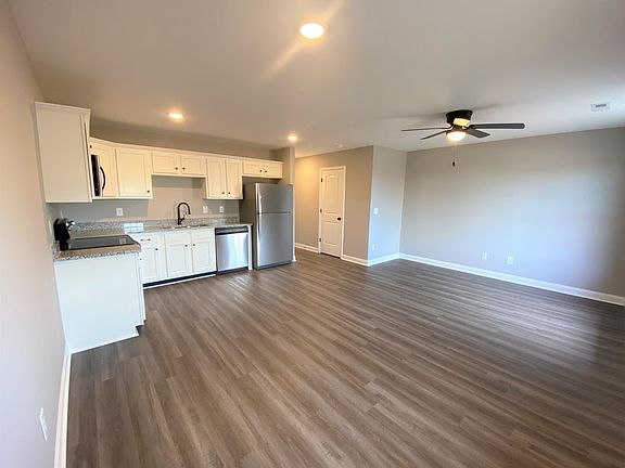 3rd image of 580 Heritage Pointe Dr #507