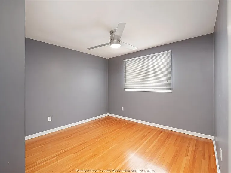 907 Gladstone Ave #MAIN — Photo 14