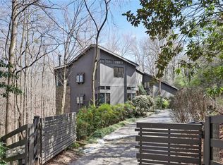 4295 Whitewater Creek Rd NW, Atlanta, GA 30327