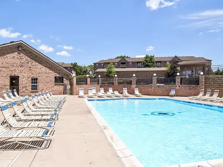 Providence Hill Apartments — Photo 3