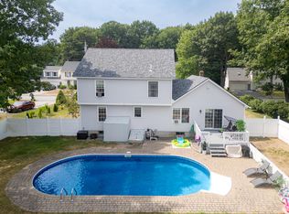 10 Aspen Drive, Saco, ME 04072