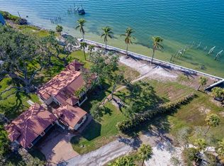 99 W Riverview Ave, Englewood, FL 34223