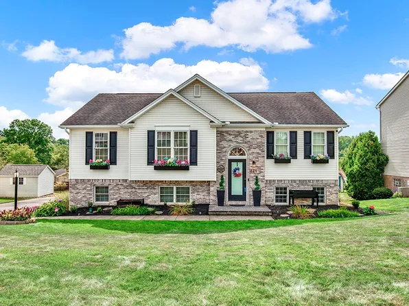 211 Ali Dr, Pleasant Unity, PA 15676