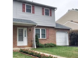 208 Summit Ave, Reading, PA 19611