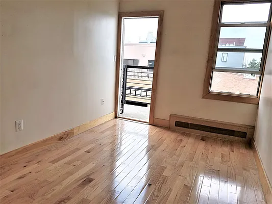 Rented by The Hamilton Group | media 26