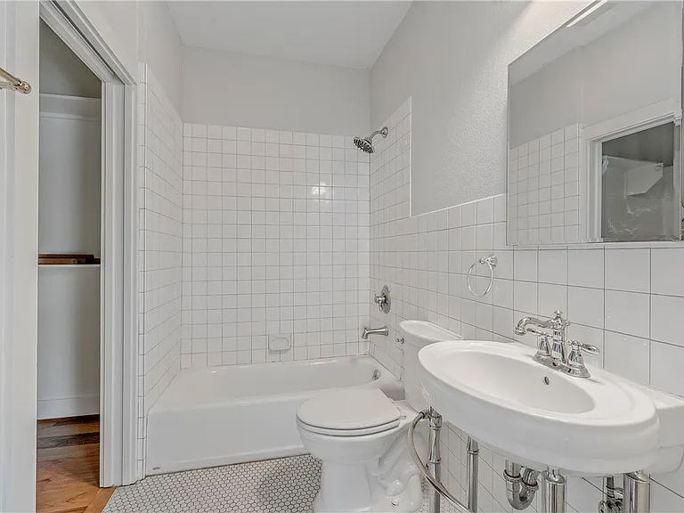 304 N Haswell Dr — Photo 14