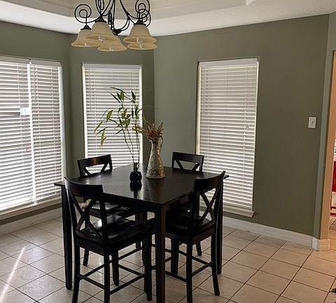 5th image of 7051 Oakdale Dr