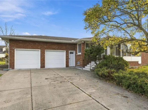 1608 Orchard Park Rd, West Seneca, NY 14224