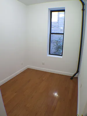 Rented by Glasser Realty LLC | media 20