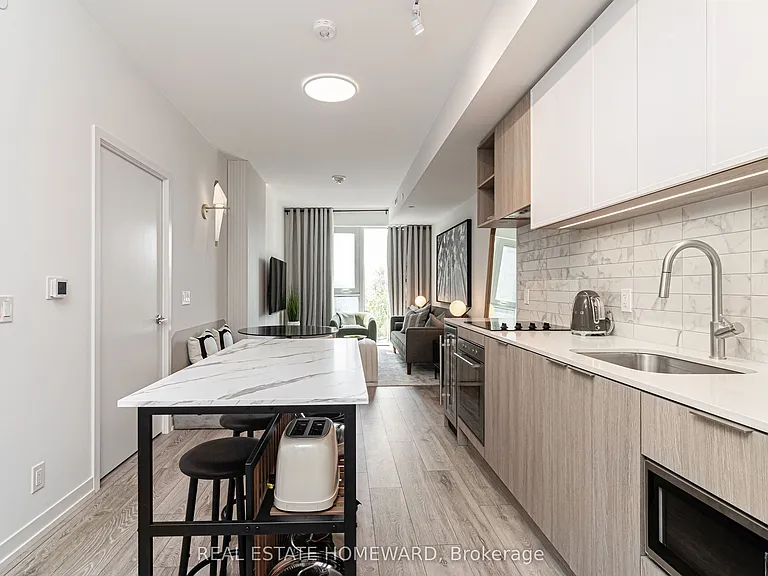 2020 Bathurst St #502 — Photo 10
