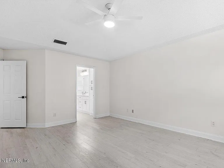1722 Branch Vine Dr W — Photo 18