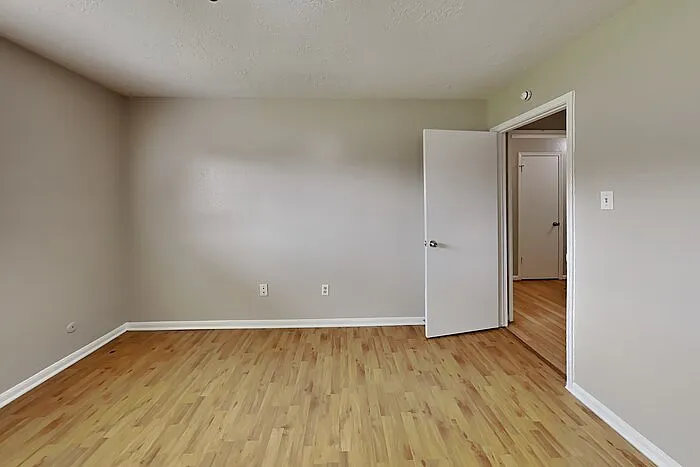 4313 Lariat Dr — Photo 9