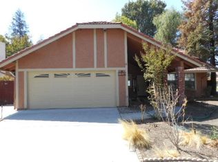 2394 Lincoln Ave, Clovis, CA 93611