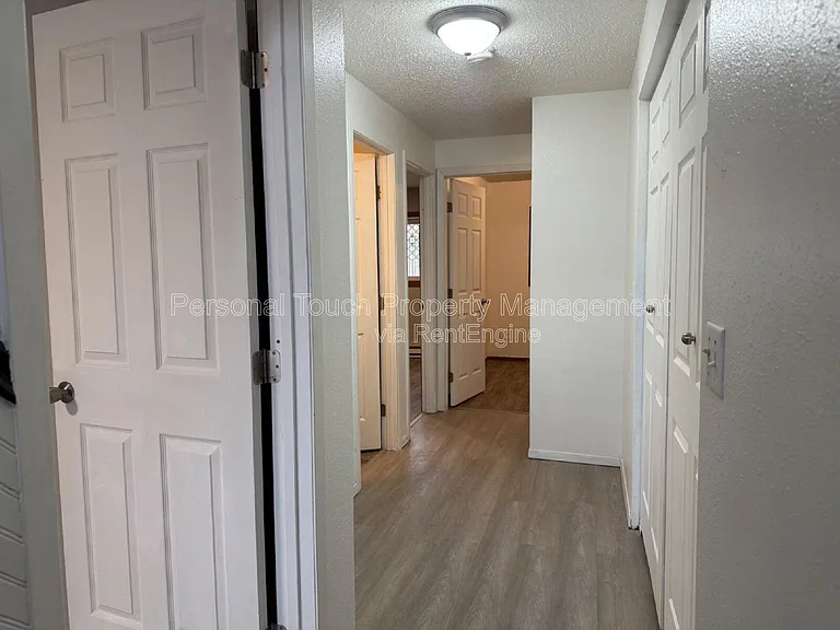 2131 2nd Ave E — Photo 20