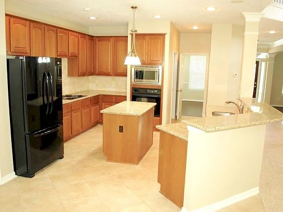 2nd image of 8402 Twining Trail Ln