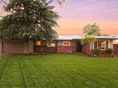 5715 E Austin Way, Fresno, CA, 93727