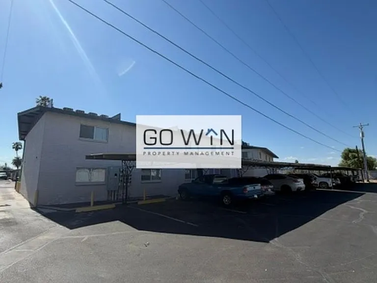 1325 N 30th Dr — Photo 12