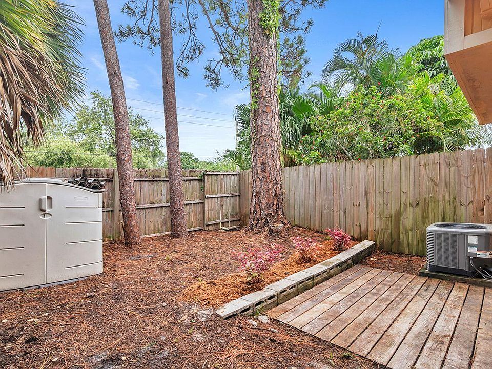1st image of 4330 Lilac Street #F