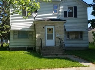 318 W Elk St APT 1, Freeport, IL 61032