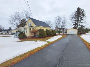 12 Delmont St, Presque Isle, ME 04769