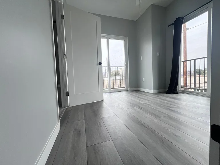 11344 Hatteras St #B12 — Photo 33