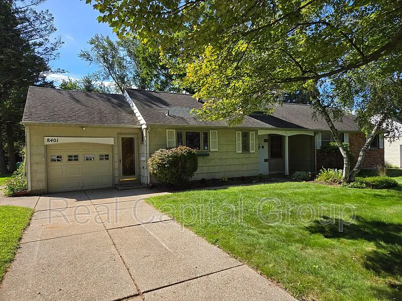 3 bed, 1.5 bath, 1630 sqft, $2,695 — Photo 2