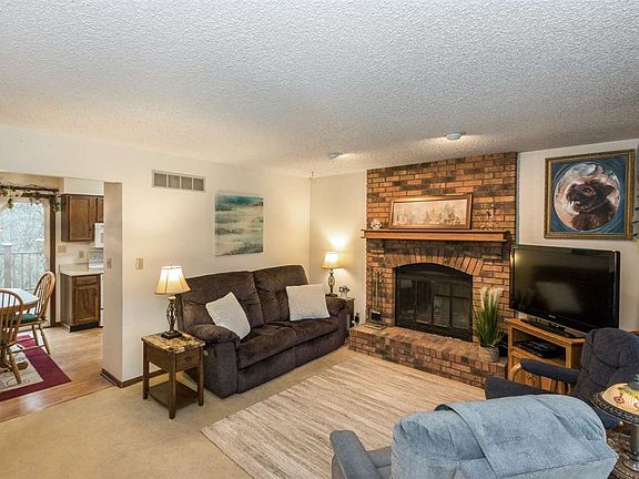 3rd image of 1333 Southview Cir