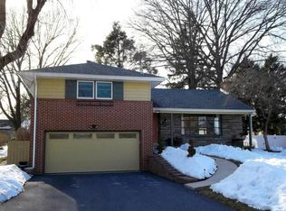 1738 Sammar Rd, Lancaster, PA 17601