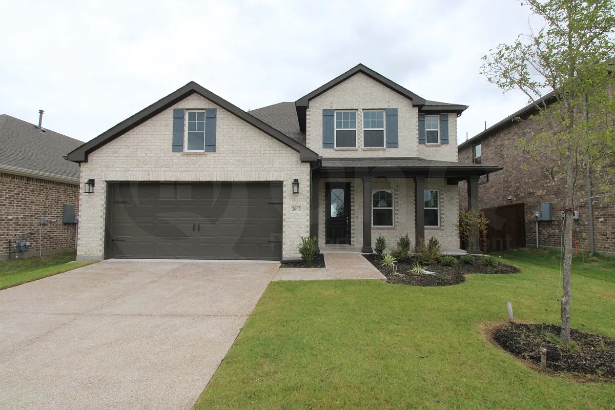 4 bed, 3.5 bath, 2697 sqft, $2,849 — Photo 2