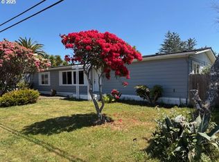 1117 Fifield St, Brookings, OR 97415