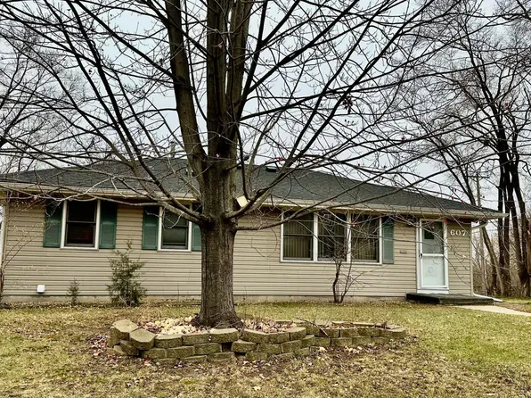 607 W 104th St, Bloomington, MN 55420