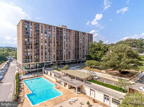 4500 S Four Mile Run Dr APT 732, Arlington, VA 22204