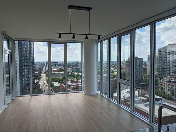 2nd image of 370 W Grand Ave #1702