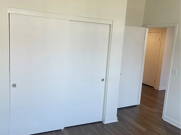 612 E Carson St #209 — Photo 7