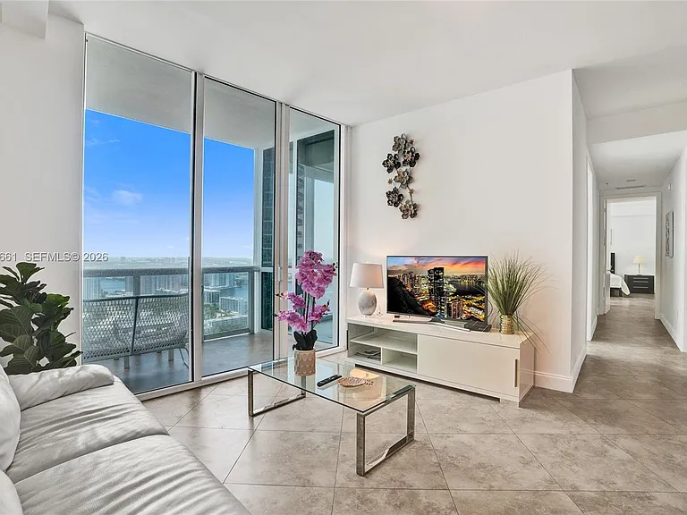 18201 Collins Ave #4705 — Photo 9