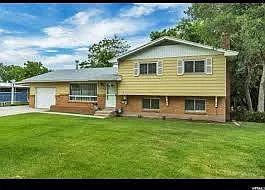 1 bed, 1.0 bath, 100 sqft, $650 — Photo 2