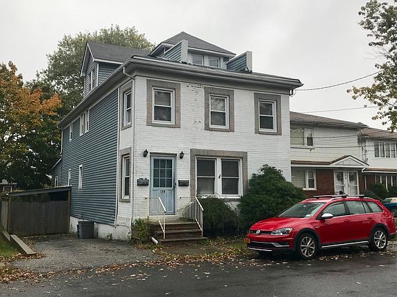 2nd image of 154 Laconia Ave