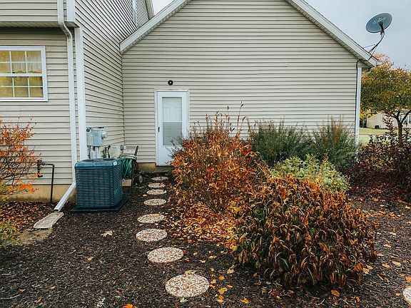 4th image of 399 Morhouse Dr