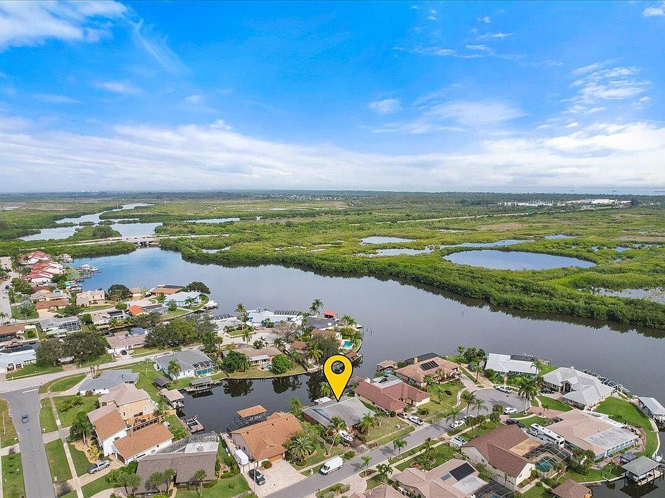 1st image of 220 Cordoba Ct
