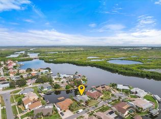 220 Cordoba Ct, Merritt Island, FL 32953