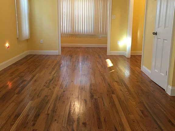 4th image of 9138 87th St #2