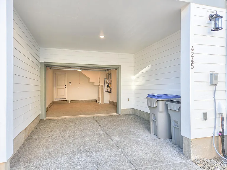 4245 SE Fortress Ln — Photo 32