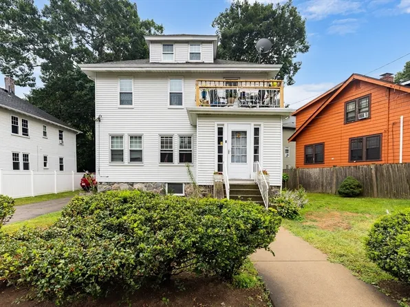 8 Verndale Rd #1, Milton, MA 02186