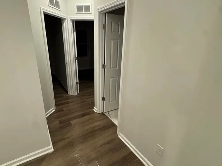 111 Blaze Dr — Photo 9